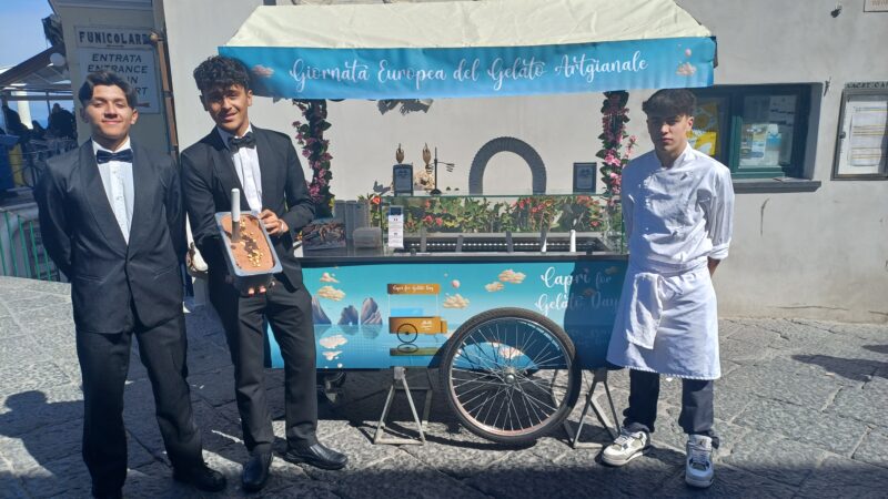 Tutti pazzi per il gelato: a Capri offerto in anteprima il gusto dell’anno giubilare “Hallelujah” (photogallery)