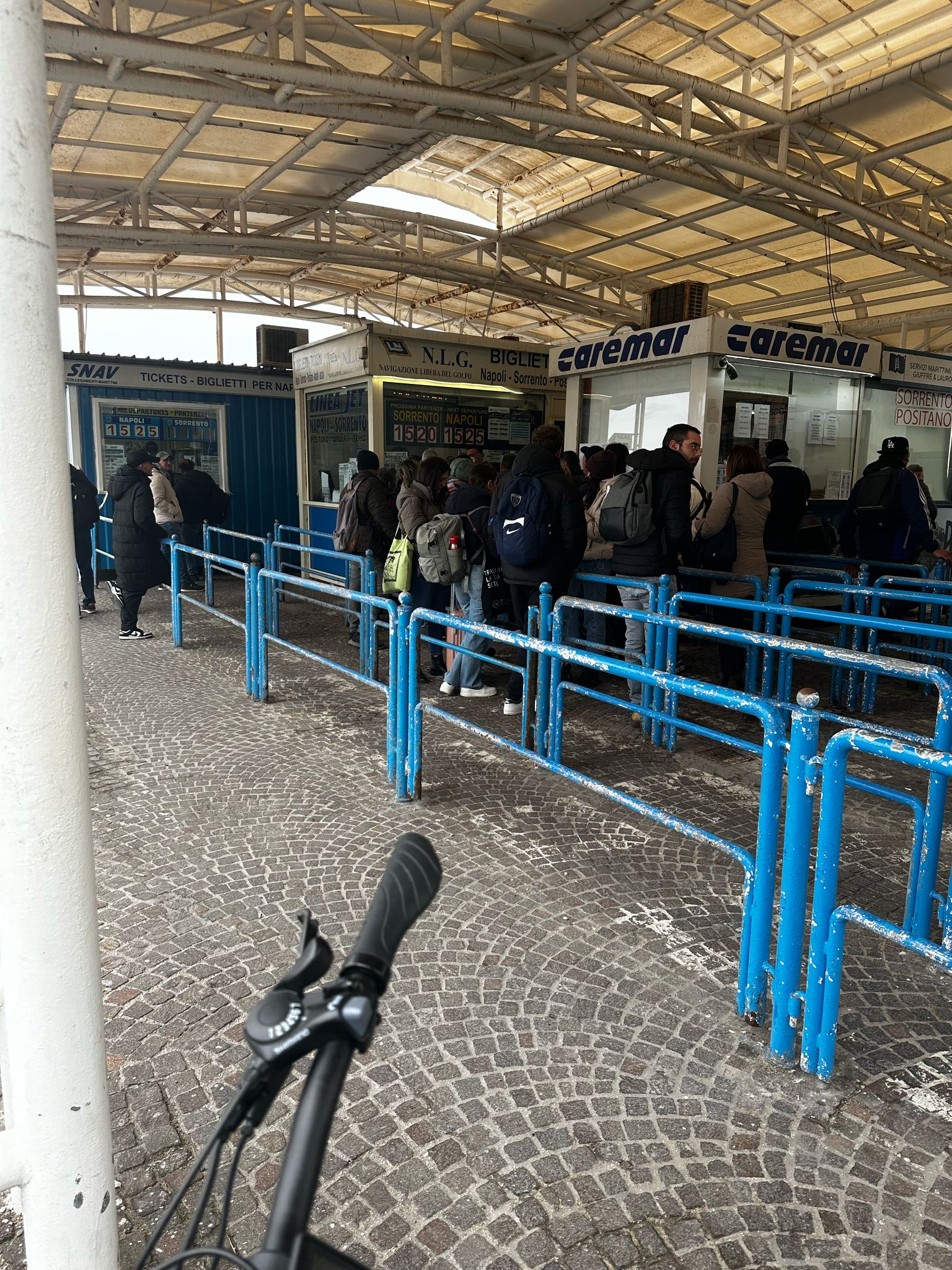 Venerdì nero nei collegamenti marittimi e caos sul porto di Capri, esposto del Comitato Ustpic